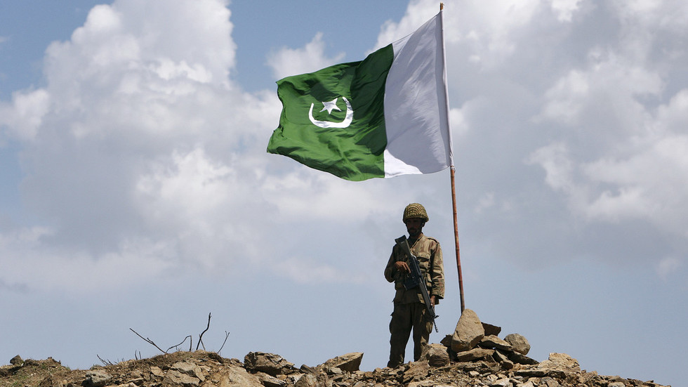 India-Pakistan, venti di guerra